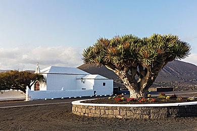 中式悬疑剧情解谜游戏《纸嫁衣4红丝缠》即将登陆Steam 高清横屏重置